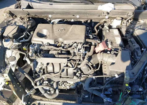 2020 Toyota Rav4 Xle z USA, uszkodzony, nr VIN 2T3W1RFV8LW073843